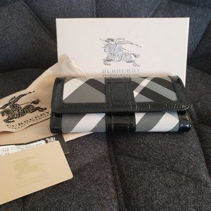 Burberry Continental Wallet